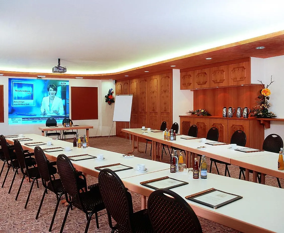 Wald- Und Tagungshotel Gelaender Schernfeld Hotel