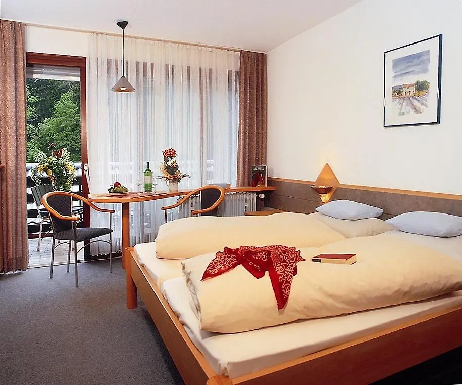 Wald- Und Tagungshotel Gelaender Schernfeld