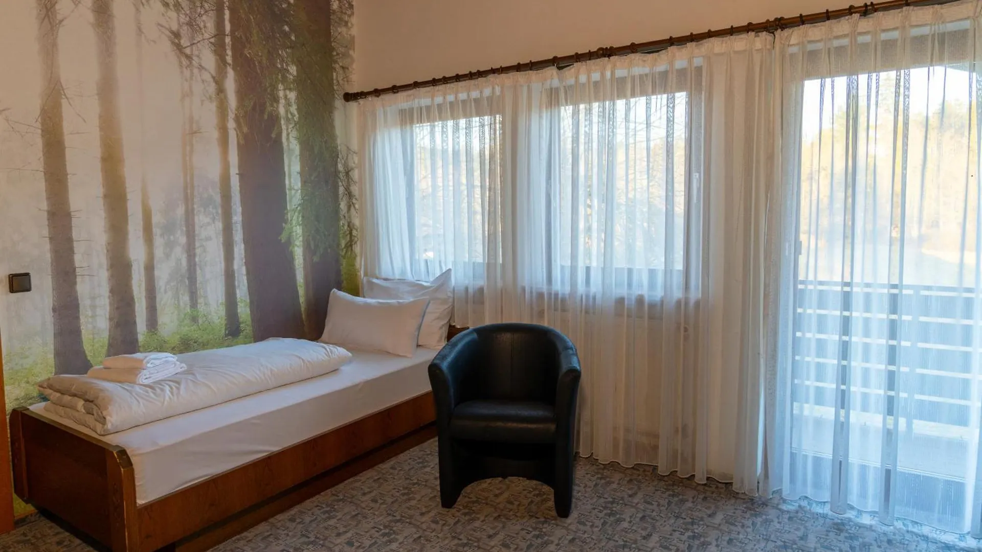 Wald- Und Tagungshotel Gelaender Schernfeld 3*,  Niemcy