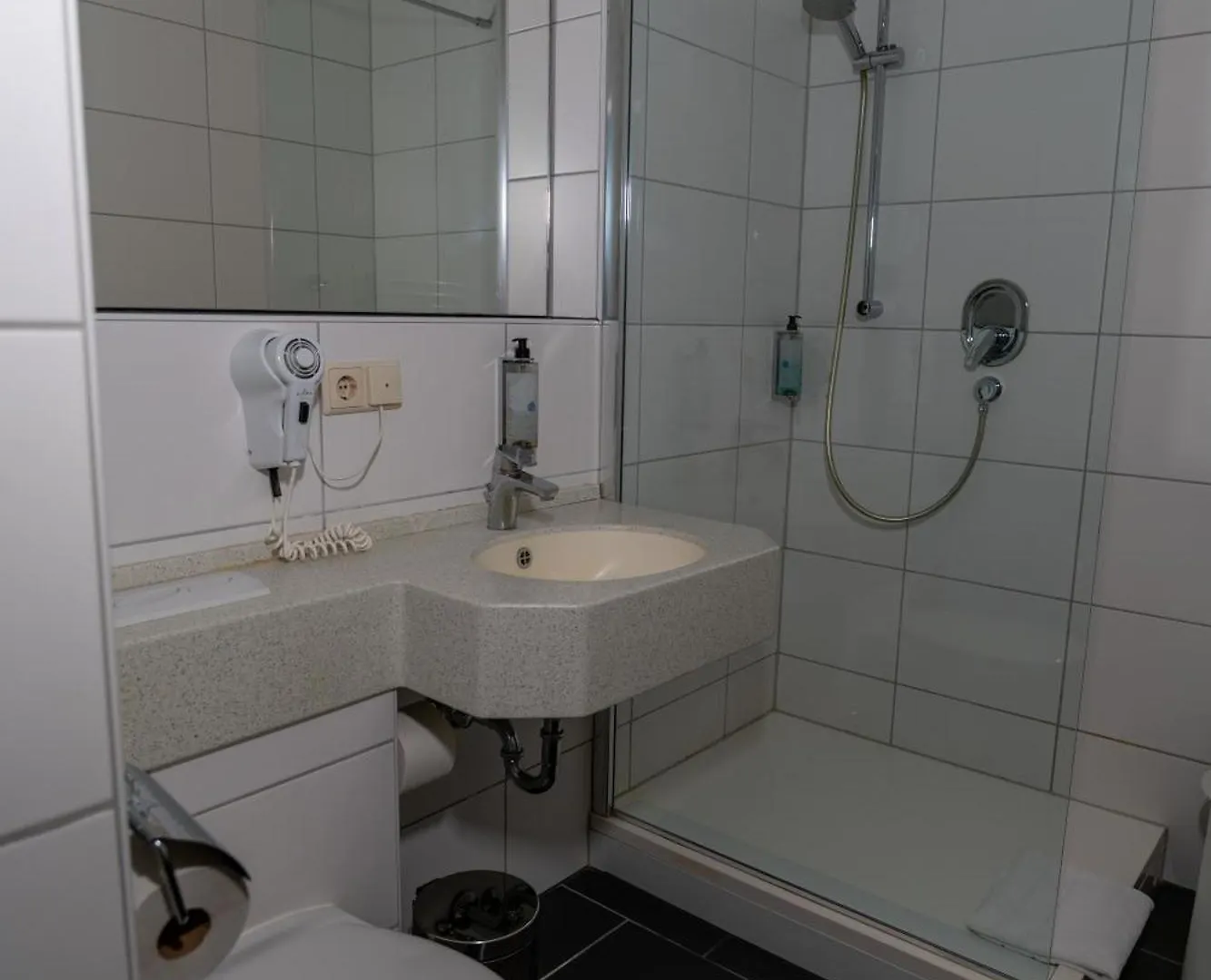 *** Hotel Wald- Und Tagungshotel Gelaender Schernfeld Niemcy